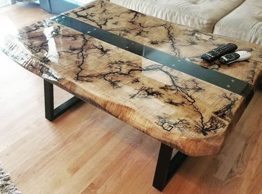 Keo đổ mặt bàn epoxy